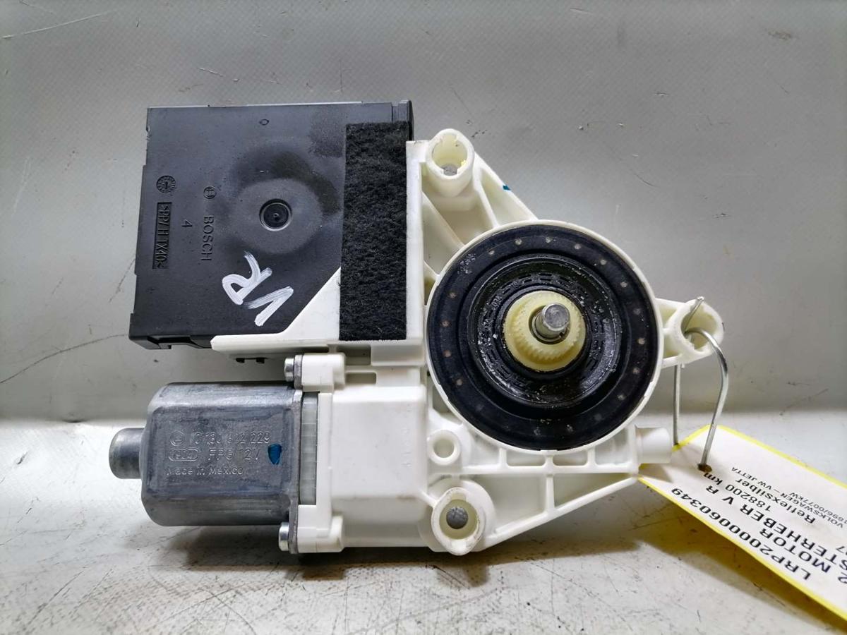 VW Jetta 1K2 original Fensterhebermotor vorn rechts Bj.2007